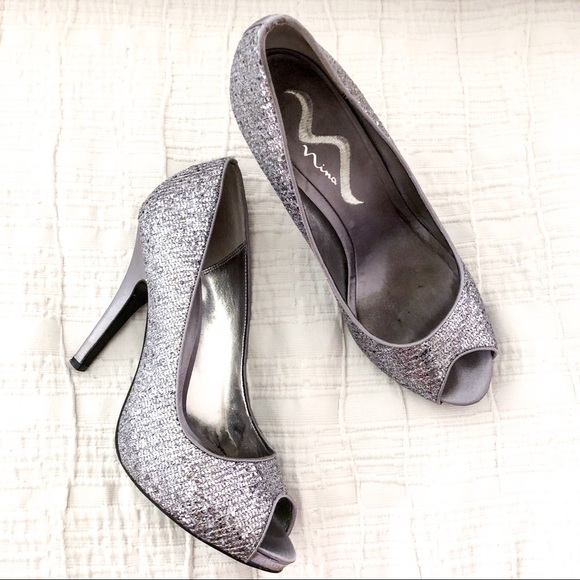 Nina Kallie Glitter/Satin Peep toe Party Pumps - Picture 1 of 8